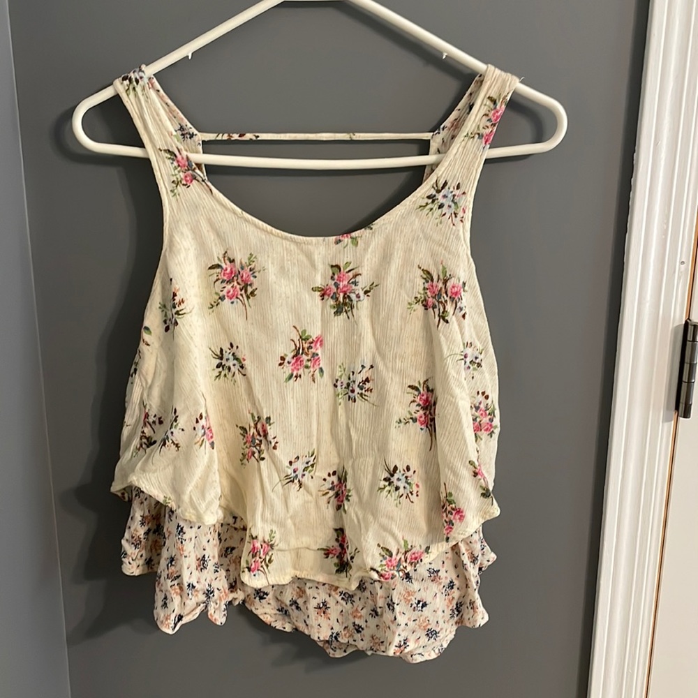 Flowy flowered tank top